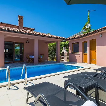 Martulin Ferienhaus *