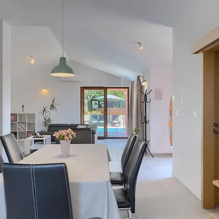 Tatil Evi Martulin